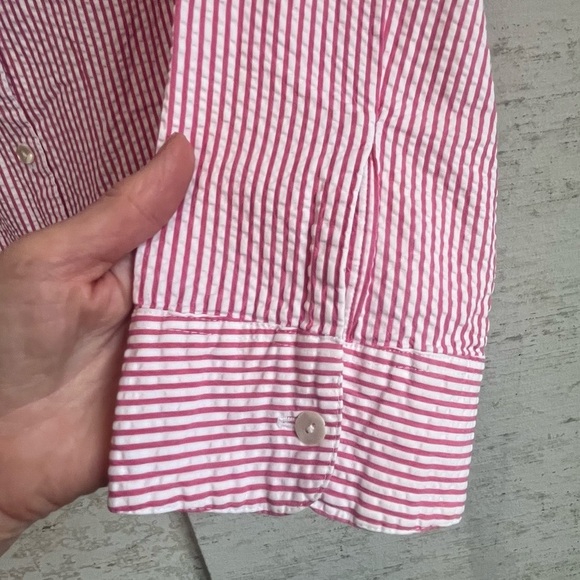 L.L. Bean Searsucker Red and White Striped Shirt Size Medium Coastal Nautical - Picture 4 of 15